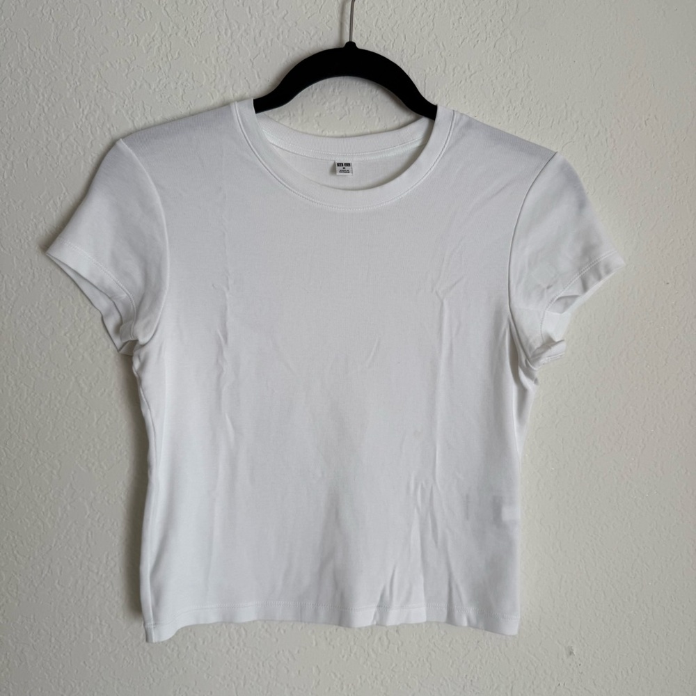 UNIQLO White Mini T-Shirt